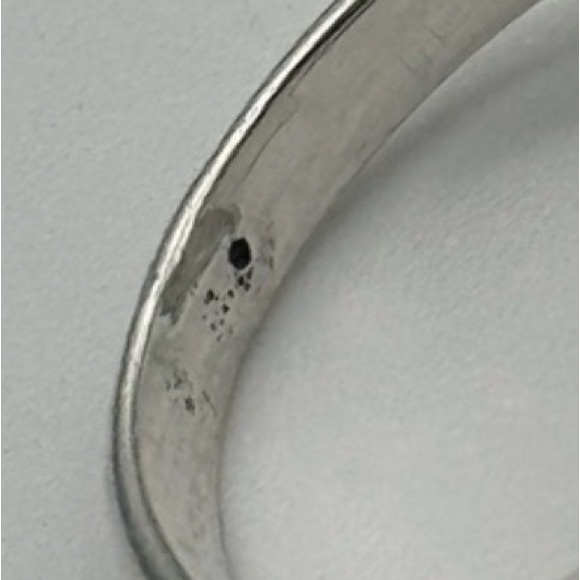 Tiffany & Co. Silver Heart Ring with Blue Pouch - Picture 9 of 9